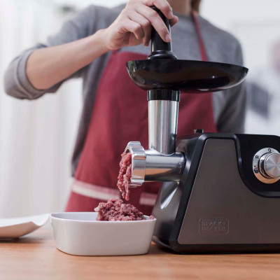 Купить Мясорубка BLACK+DECKER BXMMA1000E. Официальный магазин Dewalt Украина. Фирменный инструмент и оборудовние DeWALT, STANLEY, BLACK+DECKER, BOSTITCH