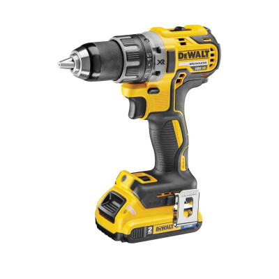 Купити Набір з трьох інструментів безщіткових DeWALT DCK327P2T. Офіційний магазин Dewalt Україна. Фірмовий інструмент та обладнання DeWALT, STANLEY, BLACK+DECKER, BOSTITCH