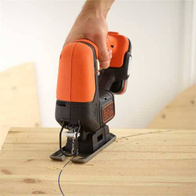 Купити Набір із двох інструментів BLACK+DECKER BDCK122S1S. Офіційний магазин Dewalt Україна. Фірмовий інструмент та обладнання DeWALT, STANLEY, BLACK+DECKER, BOSTITCH