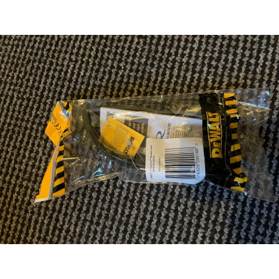 Купить Очки DeWalt Crosscut™ DeWALT DPG100-2D. Официальный магазин Dewalt Украина. Фирменный инструмент и оборудовние DeWALT, STANLEY, BLACK+DECKER, BOSTITCH