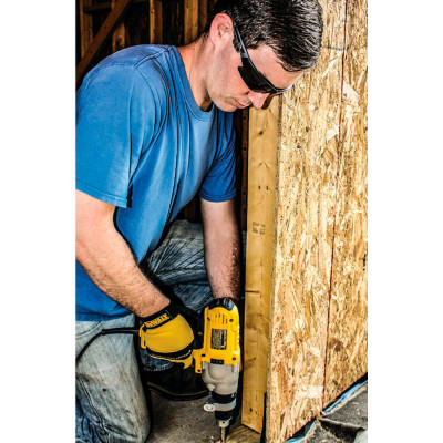 Купить Очки DeWalt Crosscut™ DeWALT DPG100-2D. Официальный магазин Dewalt Украина. Фирменный инструмент и оборудовние DeWALT, STANLEY, BLACK+DECKER, BOSTITCH