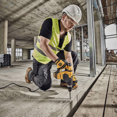 Купити Перфоратор мережевий SDS-Plus DeWALT D25333K. Офіційний магазин Dewalt Україна. Фірмовий інструмент та обладнання DeWALT, STANLEY, BLACK+DECKER, BOSTITCH