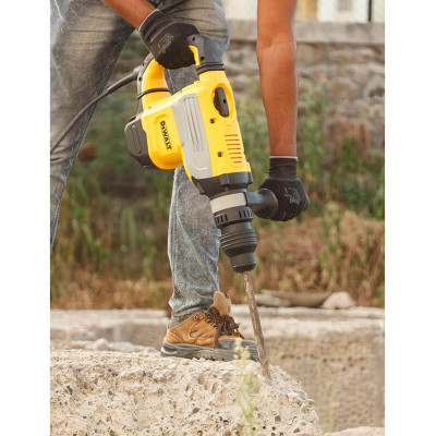 Купити Перфоратор мережевий SDS-MAX DeWALT D25733K. Офіційний магазин Dewalt Україна. Фірмовий інструмент та обладнання DeWALT, STANLEY, BLACK+DECKER, BOSTITCH