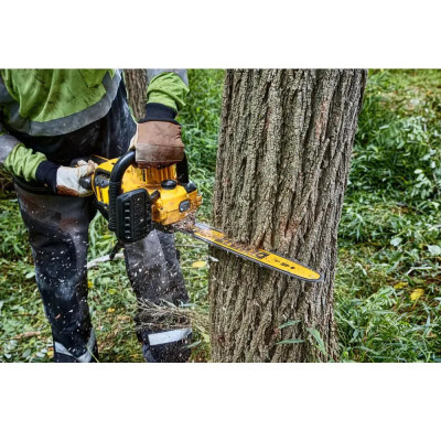 Купити Пила ланцюгова акумуляторна безщіткова DeWALT DCMCS574X1. Офіційний магазин Dewalt Україна. Фірмовий інструмент та обладнання DeWALT, STANLEY, BLACK+DECKER, BOSTITCH