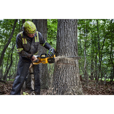 Купити Пила ланцюгова акумуляторна безщіткова DeWALT DCMCS575X1. Офіційний магазин Dewalt Україна. Фірмовий інструмент та обладнання DeWALT, STANLEY, BLACK+DECKER, BOSTITCH