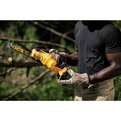 Купити Міні-пилка ланцюгова акумуляторна безщіткова DeWALT DCMPS520N. Офіційний магазин Dewalt Україна. Фірмовий інструмент та обладнання DeWALT, STANLEY, BLACK+DECKER, BOSTITCH