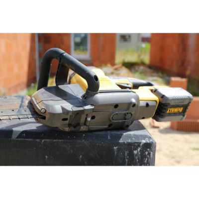 Купити Пила ALLIGATOR акумуляторна безщіткова DeWALT DCS398T2. Офіційний магазин Dewalt Україна. Фірмовий інструмент та обладнання DeWALT, STANLEY, BLACK+DECKER, BOSTITCH