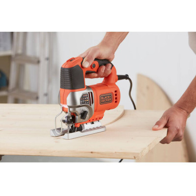 Купити Пила лобзикова мережева BLACK+DECKER BES610. Офіційний магазин Dewalt Україна. Фірмовий інструмент та обладнання DeWALT, STANLEY, BLACK+DECKER, BOSTITCH