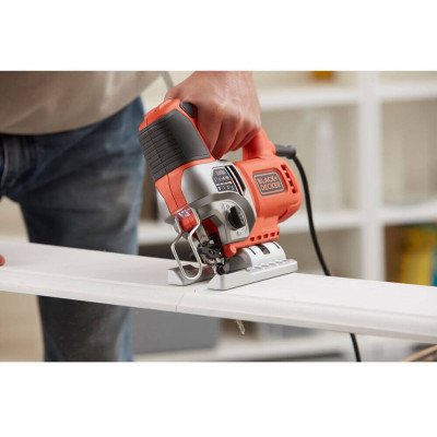 Купити Пила лобзикова мережева BLACK+DECKER BES610. Офіційний магазин Dewalt Україна. Фірмовий інструмент та обладнання DeWALT, STANLEY, BLACK+DECKER, BOSTITCH
