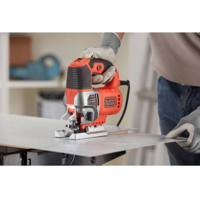 Купити Пила лобзикова мережева BLACK+DECKER BES610. Офіційний магазин Dewalt Україна. Фірмовий інструмент та обладнання DeWALT, STANLEY, BLACK+DECKER, BOSTITCH
