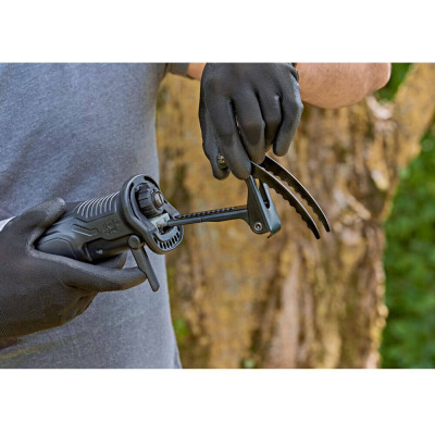 Купить Пила сабельная сетевая BLACK+DECKER BES301. Официальный магазин Dewalt Украина. Фирменный инструмент и оборудовние DeWALT, STANLEY, BLACK+DECKER, BOSTITCH