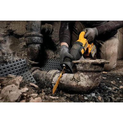 Купити Пила шабельна акумуляторна DeWALT DCS389NT. Офіційний магазин Dewalt Україна. Фірмовий інструмент та обладнання DeWALT, STANLEY, BLACK+DECKER, BOSTITCH