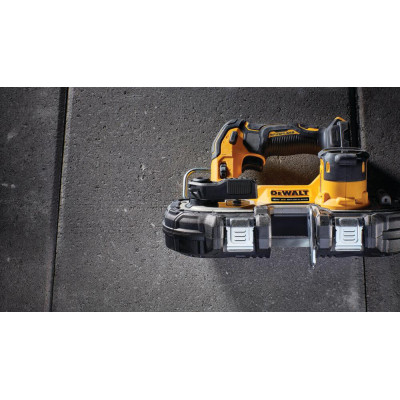 Купити Пила стрічкова акумуляторна безщіткова DeWALT DCS377NT. Офіційний магазин Dewalt Україна. Фірмовий інструмент та обладнання DeWALT, STANLEY, BLACK+DECKER, BOSTITCH
