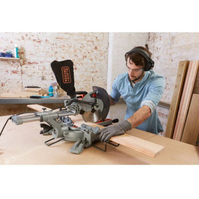 Купити Пила торцювальна мережева BLACK+DECKER BES710. Офіційний магазин Dewalt Україна. Фірмовий інструмент та обладнання DeWALT, STANLEY, BLACK+DECKER, BOSTITCH