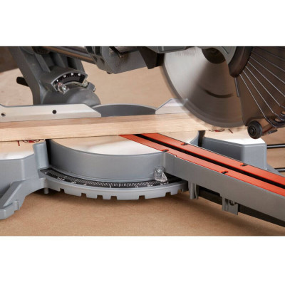 Купити Пила торцювальна мережева BLACK+DECKER BES710. Офіційний магазин Dewalt Україна. Фірмовий інструмент та обладнання DeWALT, STANLEY, BLACK+DECKER, BOSTITCH