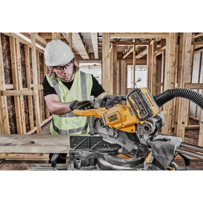 Купити Пилка торцювальна акумуляторна безщіткова DeWALT DCS781X2. Офіційний магазин Dewalt Україна. Фірмовий інструмент та обладнання DeWALT, STANLEY, BLACK+DECKER, BOSTITCH