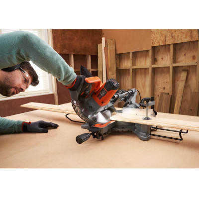 Купить Пила торцовочная сетевая BLACK+DECKER BES701. Официальный магазин Dewalt Украина. Фирменный инструмент и оборудовние DeWALT, STANLEY, BLACK+DECKER, BOSTITCH