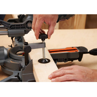 Купить Пила торцовочная сетевая BLACK+DECKER BES701. Официальный магазин Dewalt Украина. Фирменный инструмент и оборудовние DeWALT, STANLEY, BLACK+DECKER, BOSTITCH