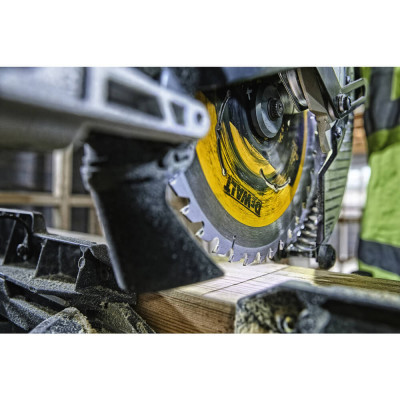Купити Пила торцювальна акумуляторна безщіткова DeWALT DCS727N. Офіційний магазин Dewalt Україна. Фірмовий інструмент та обладнання DeWALT, STANLEY, BLACK+DECKER, BOSTITCH