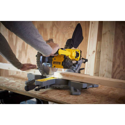 Купити Пила торцювальна акумуляторна STANLEY FATMAX SFMCS701M1. Офіційний магазин Dewalt Україна. Фірмовий інструмент та обладнання DeWALT, STANLEY, BLACK+DECKER, BOSTITCH