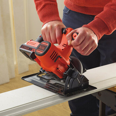 Купити Пила дискова акумуляторна BLACK+DECKER BDCCS18N. Офіційний магазин Dewalt Україна. Фірмовий інструмент та обладнання DeWALT, STANLEY, BLACK+DECKER, BOSTITCH