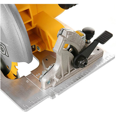 Купити Пила дискова акумуляторна DeWALT DCS570NT. Офіційний магазин Dewalt Україна. Фірмовий інструмент та обладнання DeWALT, STANLEY, BLACK+DECKER, BOSTITCH