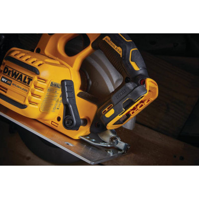 Купити Пила дискова акумуляторна безщіткова DeWALT DCS573NT. Офіційний магазин Dewalt Україна. Фірмовий інструмент та обладнання DeWALT, STANLEY, BLACK+DECKER, BOSTITCH