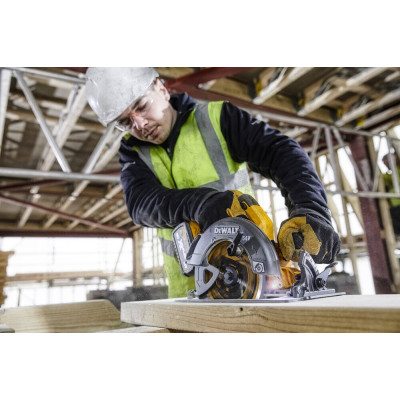Купити Пила дискова акумуляторна DeWALT DCS578NT. Офіційний магазин Dewalt Україна. Фірмовий інструмент та обладнання DeWALT, STANLEY, BLACK+DECKER, BOSTITCH