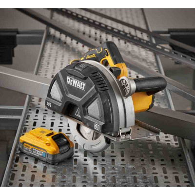 Купити Пилка дискова по металу акумуляторна DeWALT DCS383H2. Офіційний магазин Dewalt Україна. Фірмовий інструмент та обладнання DeWALT, STANLEY, BLACK+DECKER, BOSTITCH