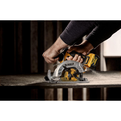 Купити Пила дискова акумуляторна безщіткова DeWALT DCS512P2. Офіційний магазин Dewalt Україна. Фірмовий інструмент та обладнання DeWALT, STANLEY, BLACK+DECKER, BOSTITCH