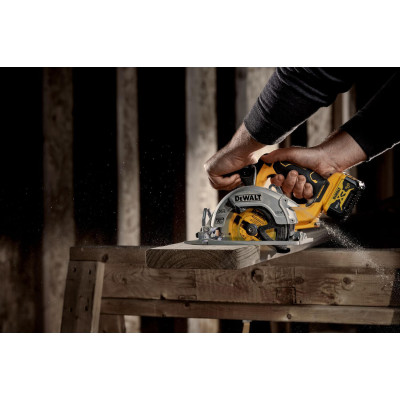 Купити Пила дискова акумуляторна безщіткова DeWALT DCS512P2. Офіційний магазин Dewalt Україна. Фірмовий інструмент та обладнання DeWALT, STANLEY, BLACK+DECKER, BOSTITCH