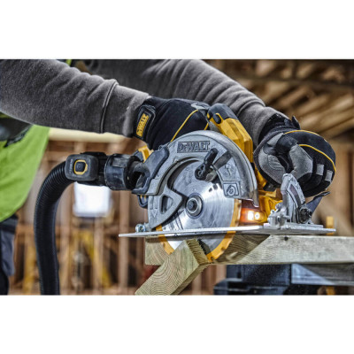 Купити Пила дискова акумуляторна DeWALT DCS570N. Офіційний магазин Dewalt Україна. Фірмовий інструмент та обладнання DeWALT, STANLEY, BLACK+DECKER, BOSTITCH