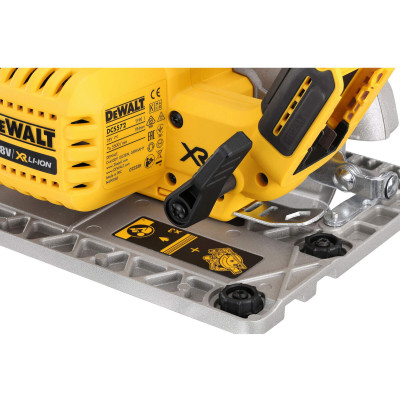 Купити Пилка дискова акумуляторна безщіткова DeWALT DCS572NT. Офіційний магазин Dewalt Україна. Фірмовий інструмент та обладнання DeWALT, STANLEY, BLACK+DECKER, BOSTITCH