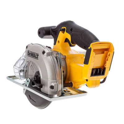 Купити Пила дискова акумуляторна DeWALT DCS373NT. Офіційний магазин Dewalt Україна. Фірмовий інструмент та обладнання DeWALT, STANLEY, BLACK+DECKER, BOSTITCH
