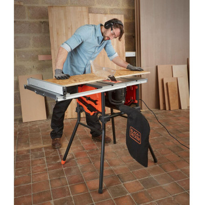 Купити Пила настільна мережева BLACK+DECKER BES720. Офіційний магазин Dewalt Україна. Фірмовий інструмент та обладнання DeWALT, STANLEY, BLACK+DECKER, BOSTITCH