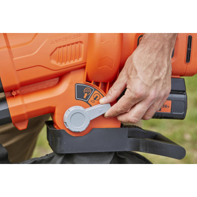 Купити Садовий пилосос акумуляторний безщітковий BLACK+DECKER BCBLV3625L1. Офіційний магазин Dewalt Україна. Фірмовий інструмент та обладнання DeWALT, STANLEY, BLACK+DECKER, BOSTITCH