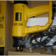 Купити Пістолет гарячого повітря - фен мережевий DeWALT D26411. Офіційний магазин Dewalt Україна. Фірмовий інструмент та обладнання DeWALT, STANLEY, BLACK+DECKER, BOSTITCH