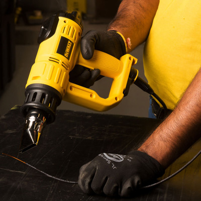 Купити Пістолет гарячого повітря - фен мережевий DeWALT D26414. Офіційний магазин Dewalt Україна. Фірмовий інструмент та обладнання DeWALT, STANLEY, BLACK+DECKER, BOSTITCH