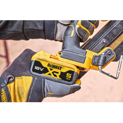 Купити Пістолет цвяхозабивний акумуляторний безщітковий DeWALT DCN930P2. Офіційний магазин Dewalt Україна. Фірмовий інструмент та обладнання DeWALT, STANLEY, BLACK+DECKER, BOSTITCH