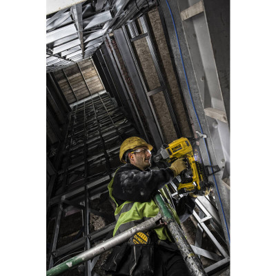 Купити Пістолет цвяхозабивний по бетону акумуляторний безщітковий DeWALT DCN890N. Офіційний магазин Dewalt Україна. Фірмовий інструмент та обладнання DeWALT, STANLEY, BLACK+DECKER, BOSTITCH