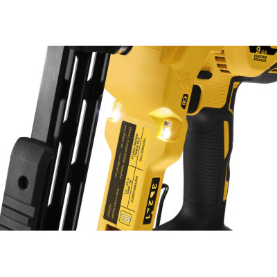 Купити Степлер скобозабивний акумуляторний безщітковий DeWALT DCFS950P2. Офіційний магазин Dewalt Україна. Фірмовий інструмент та обладнання DeWALT, STANLEY, BLACK+DECKER, BOSTITCH