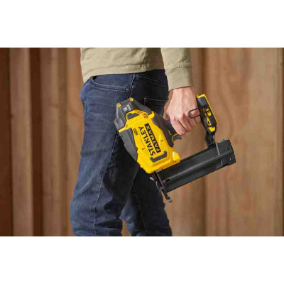 Купить Пистолет гвоздезабивной аккумуляторный STANLEY FATMAX SFMCN618B. Официальный магазин Dewalt Украина. Фирменный инструмент и оборудовние DeWALT, STANLEY, BLACK+DECKER, BOSTITCH