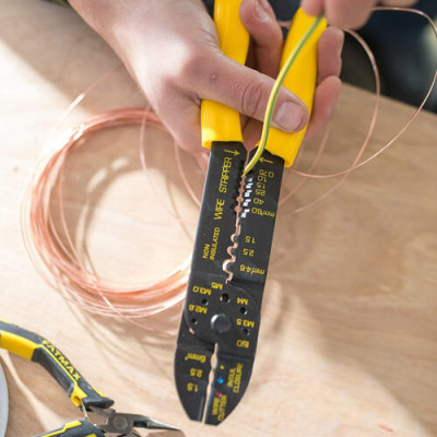 Купити Кліщі для обтиску проводів STANLEY STHT0-75414. Офіційний магазин Dewalt Україна. Фірмовий інструмент та обладнання DeWALT, STANLEY, BLACK+DECKER, BOSTITCH