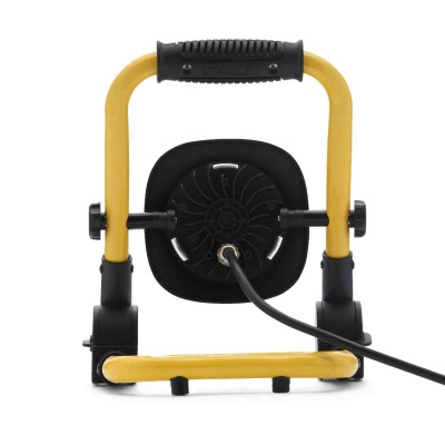 Купити Прожектор світлодіодний STANLEY SXLS35527E. Офіційний магазин Dewalt Україна. Фірмовий інструмент та обладнання DeWALT, STANLEY, BLACK+DECKER, BOSTITCH