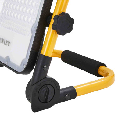 Купити Прожектор світлодіодний STANLEY SXLS37178E. Офіційний магазин Dewalt Україна. Фірмовий інструмент та обладнання DeWALT, STANLEY, BLACK+DECKER, BOSTITCH
