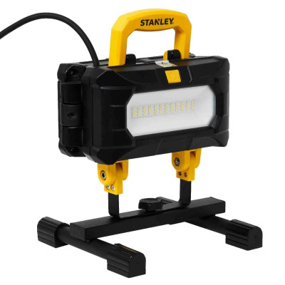 Купить Прожектор светодиодный STANLEY SXLS37180E. Официальный магазин Dewalt Украина. Фирменный инструмент и оборудовние DeWALT, STANLEY, BLACK+DECKER, BOSTITCH