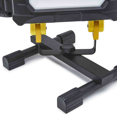 Купить Прожектор светодиодный STANLEY SXLS37180E. Официальный магазин Dewalt Украина. Фирменный инструмент и оборудовние DeWALT, STANLEY, BLACK+DECKER, BOSTITCH