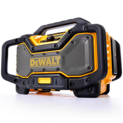 Купити Зарядний пристрій-радіоприймач DeWALT DCR027. Офіційний магазин Dewalt Україна. Фірмовий інструмент та обладнання DeWALT, STANLEY, BLACK+DECKER, BOSTITCH