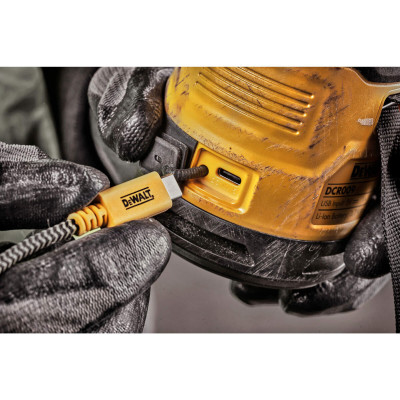 Купити Колонка портативна акумуляторна DeWALT DCR009. Офіційний магазин Dewalt Україна. Фірмовий інструмент та обладнання DeWALT, STANLEY, BLACK+DECKER, BOSTITCH
