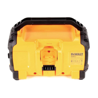 Купити Колонка портативна акумуляторна DeWALT DCR011. Офіційний магазин Dewalt Україна. Фірмовий інструмент та обладнання DeWALT, STANLEY, BLACK+DECKER, BOSTITCH